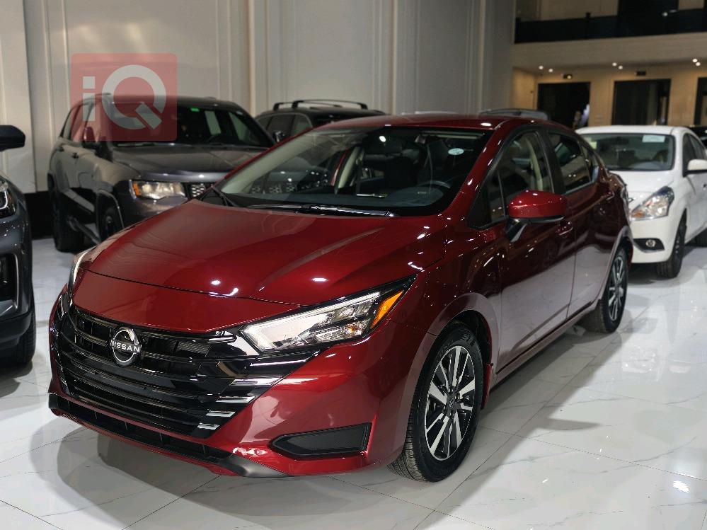 نيسان فيرسا